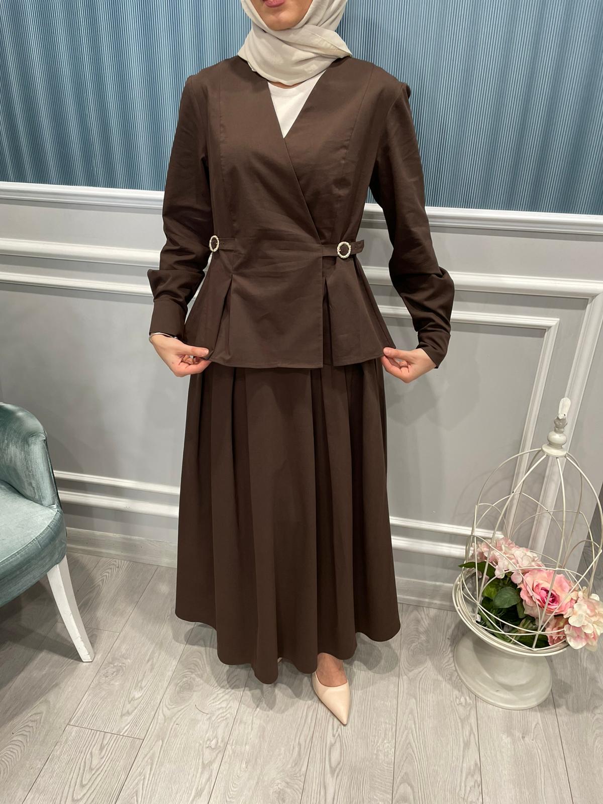 KRUVAZE YAKA UZUN KOLLU SLİM FİT GÖMLEK