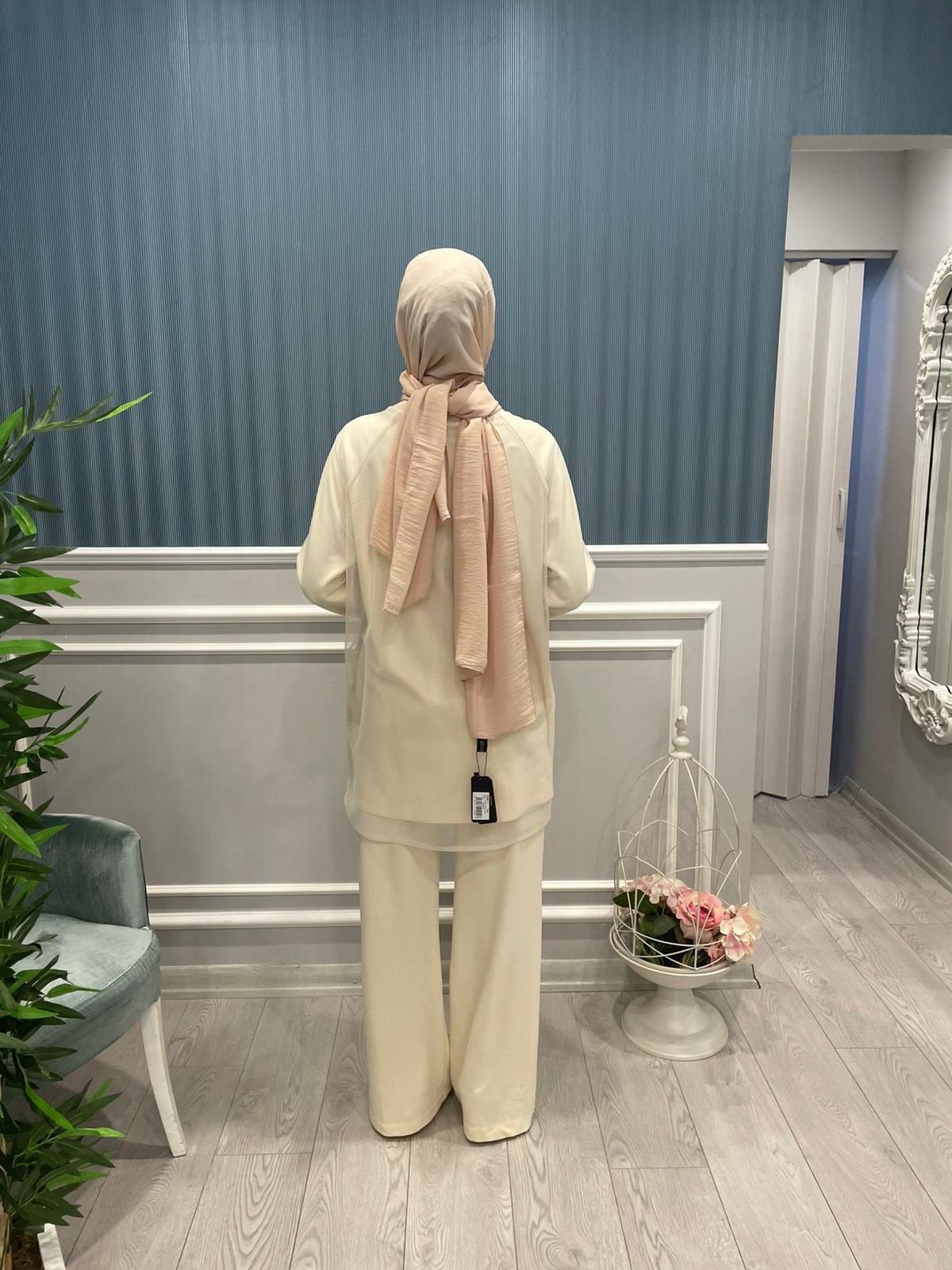 NAKIŞLI TÜF DETAYLI BİSİKLET YAKA TUNİK