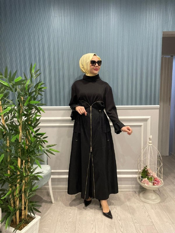 ÖNDEN FERMUAR DETAYLI ELBİSE