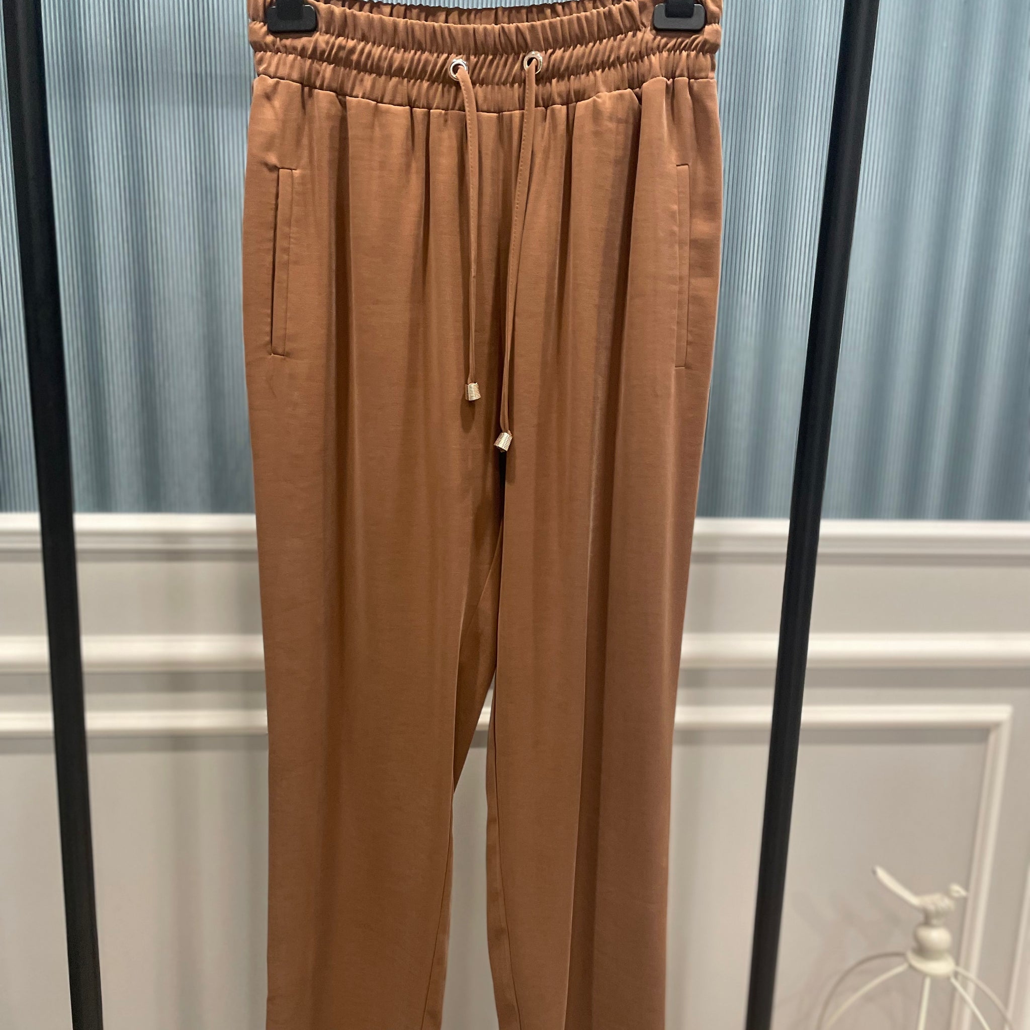 BİLEKBOY BAĞCIKLI PANTOLON