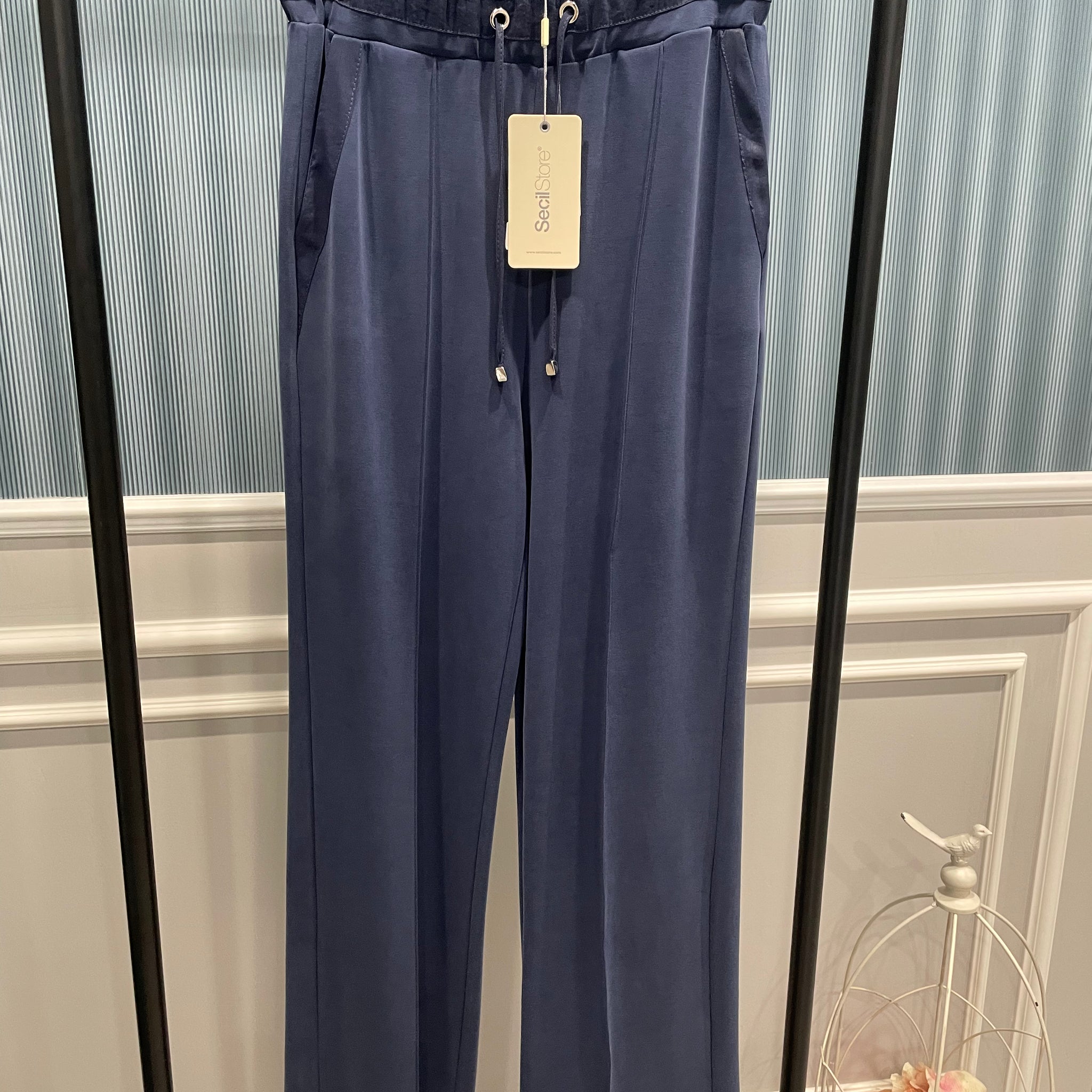 BAĞCIKLI BOL PAÇA PANTOLON