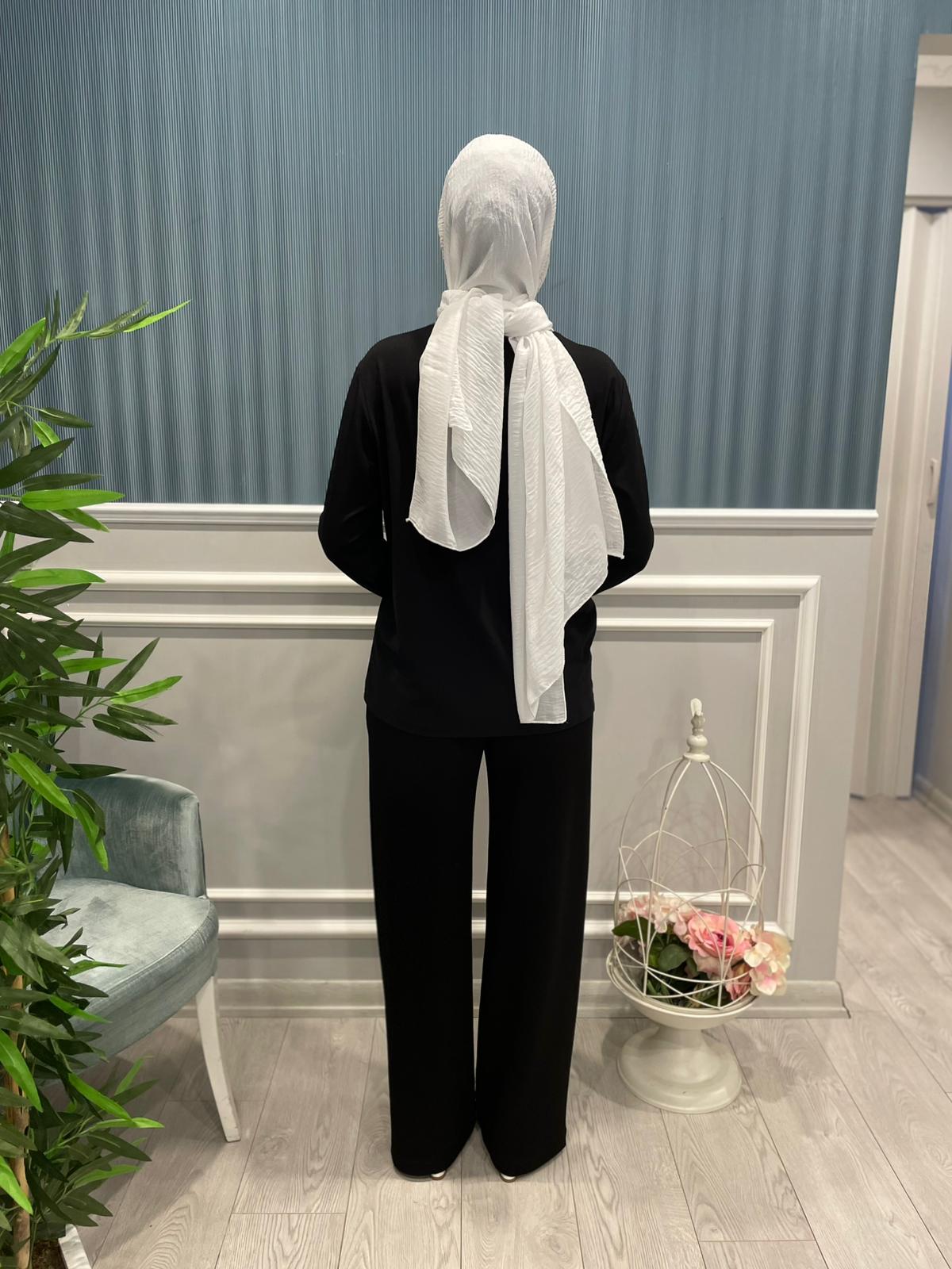 FİYONKLU TAŞLI BLUZ