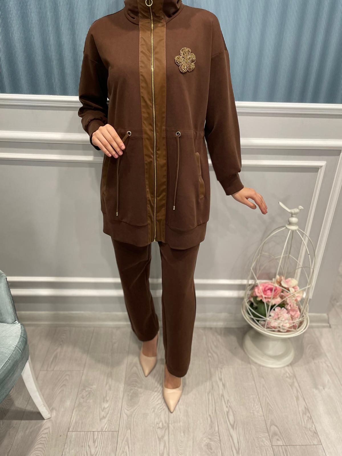 FERMUARLI ÖNÜ BONCUK MOTİFLİ CEKET