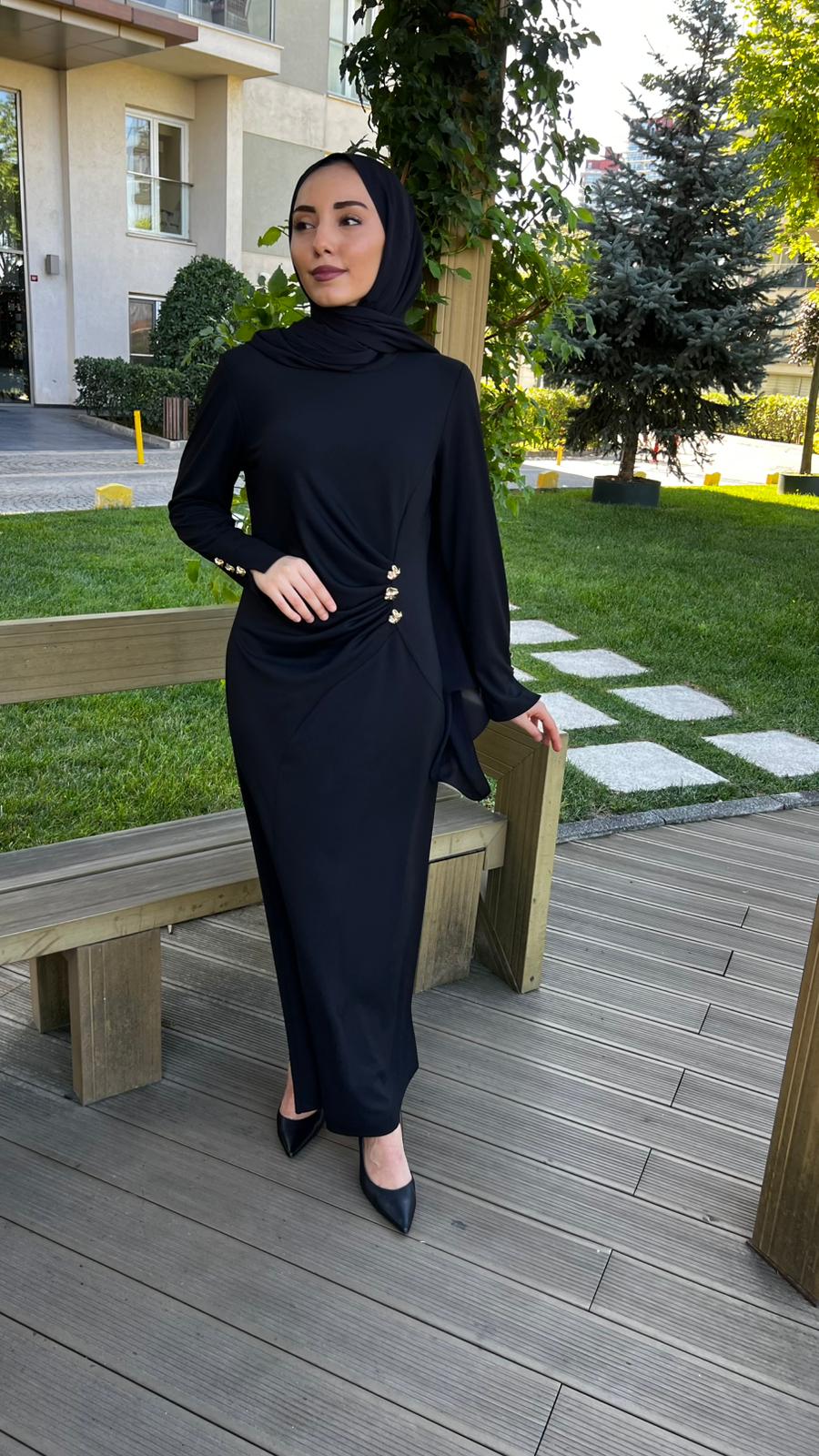 DRAPE ŞIK DÜĞMELİ ELBİSE