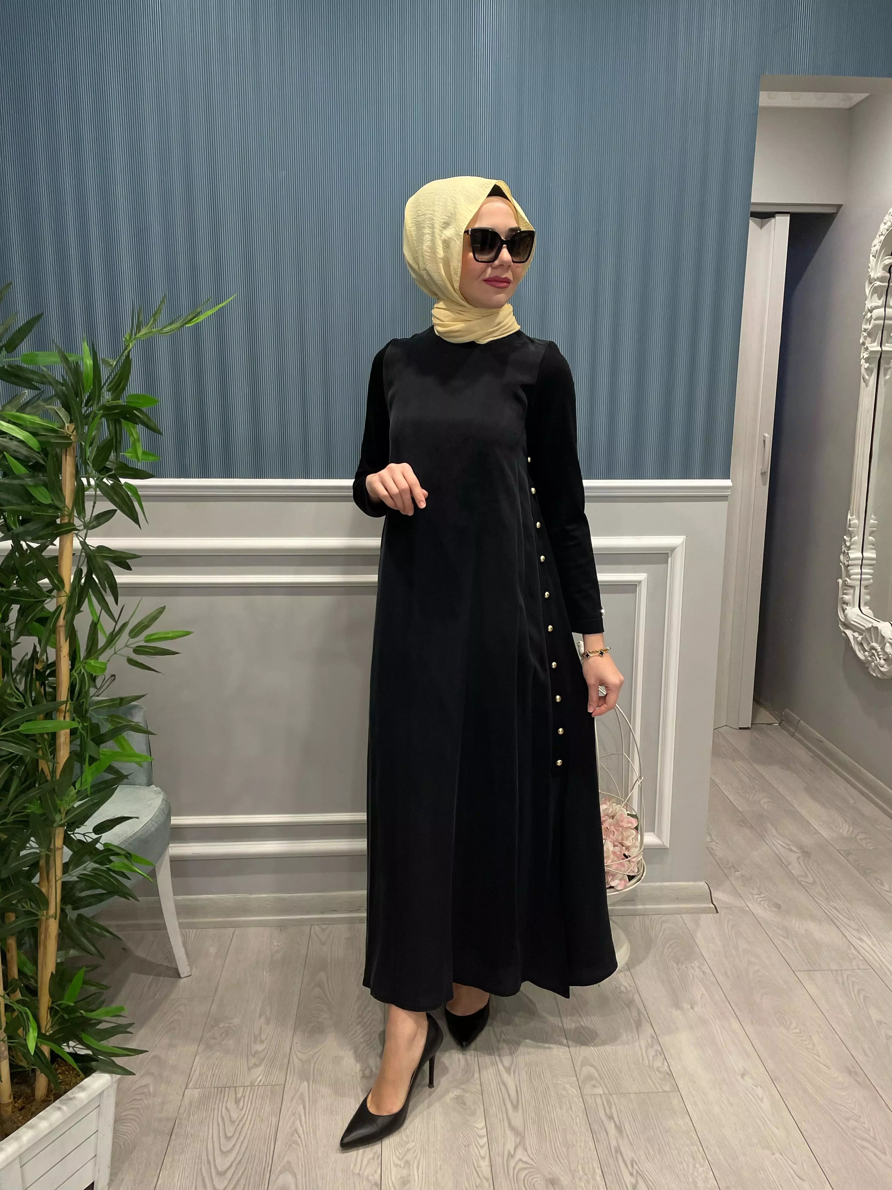 İÇİ ASTARLI YANDAN DÜĞMELİ KUPRA İPEK ELBİSE