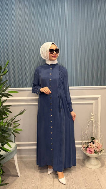 TEK TARAFI BİYE VE BÜZGÜ DETAYLI ASTARLI ELBİSE