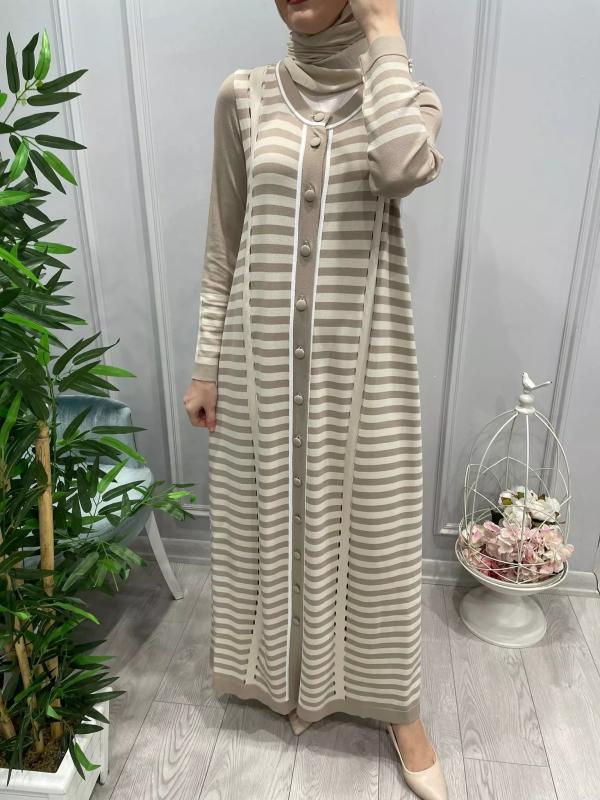 ÇİZGİLİ%20DELİKLİ%20HIRKA