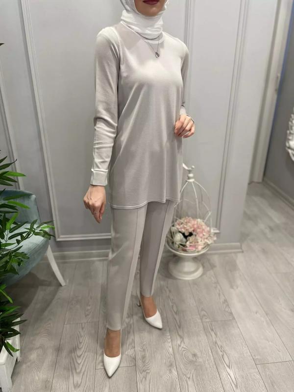 YAKASI%20KOLU%20ÇİZGİLİ%20GRİ%20BLUZ