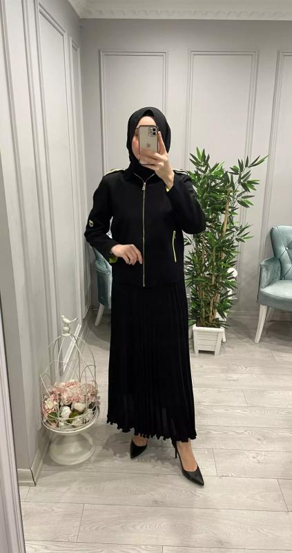 FERMUARLI%20SİYAH%20CEKET