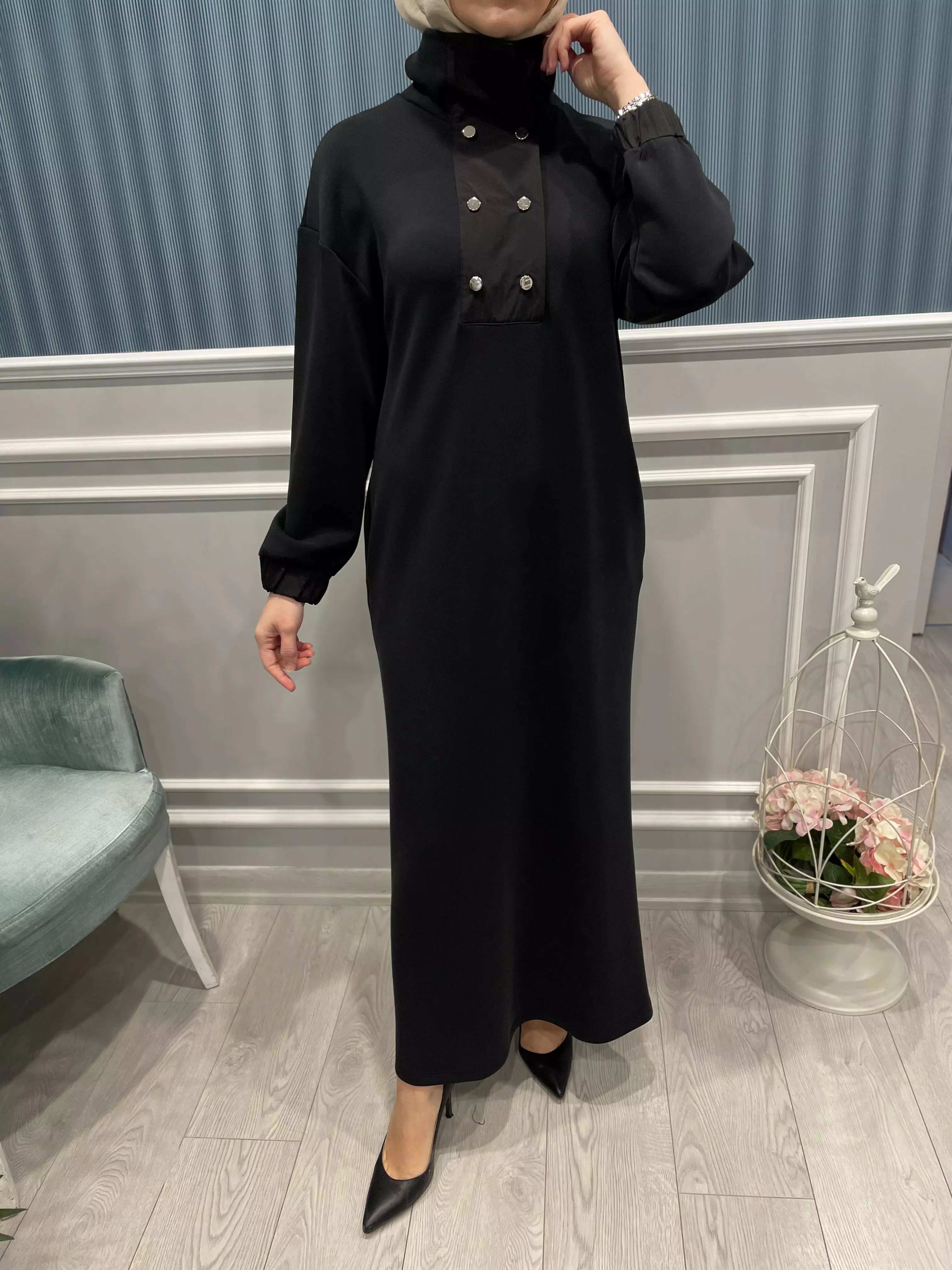 DİK%20YAKA%20ÖNÜ%20PARAŞÜT%20KUMAŞ%20ÇITÇIT%20DÜĞMELİ%20ELBİSE