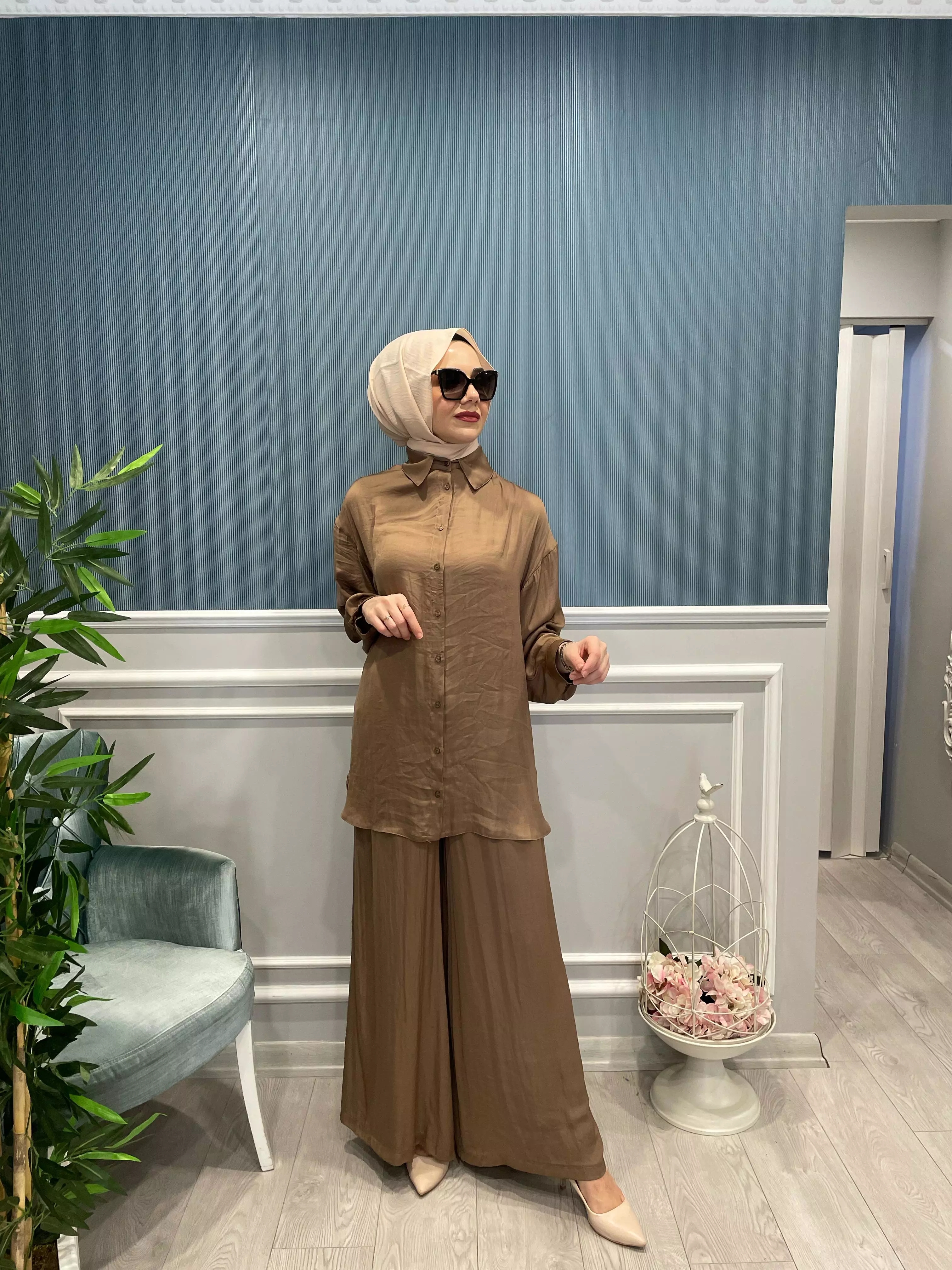 ÖNDEN%20DÜĞMELİ%20PANTOLON%20TUNİK%20TAKIM