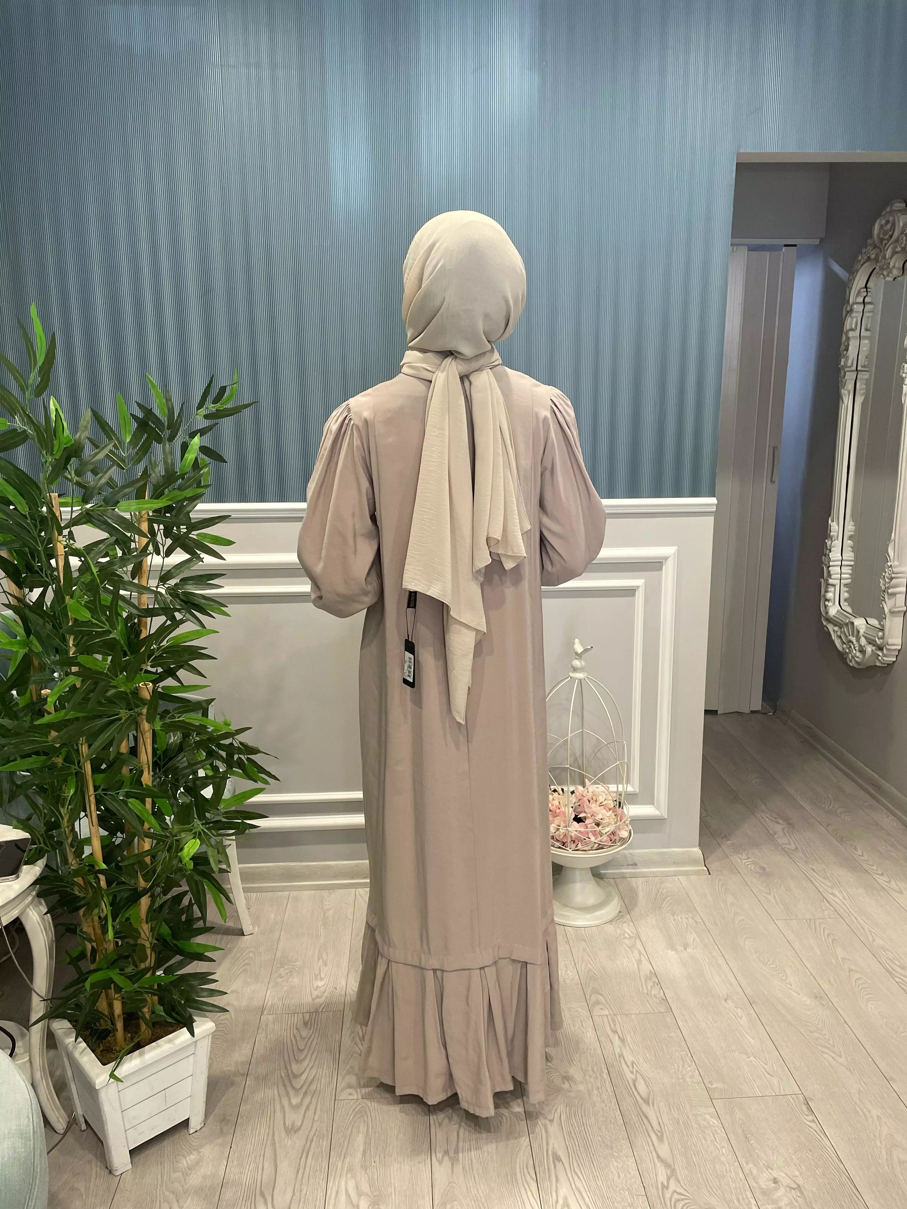 YANI%20FERMUARLI%20KRAŞ%20DETAYLI%20VERONE%20FERRACE