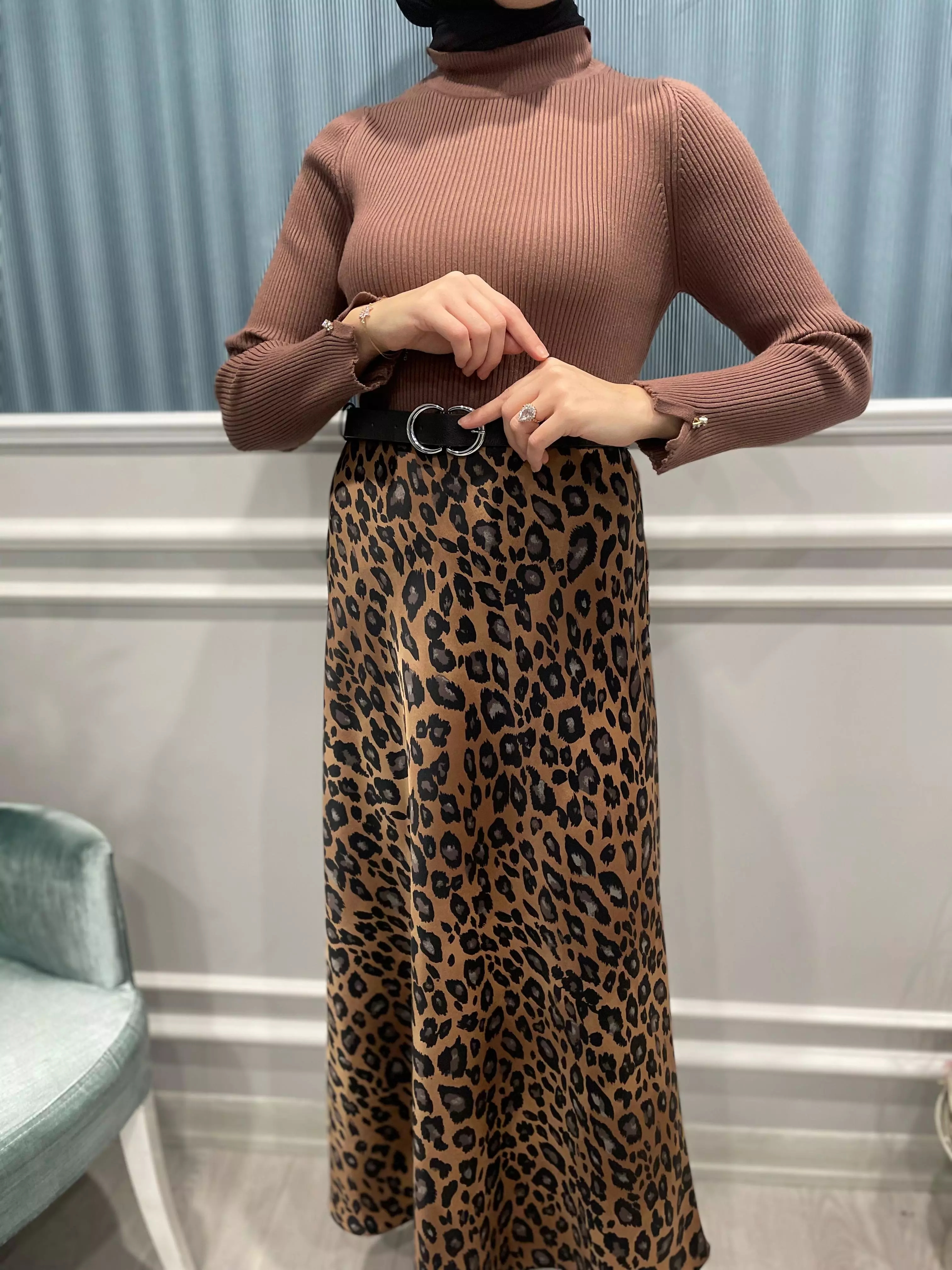 LEOPAR%20SATEN%20KİLOŞ%20ETEK