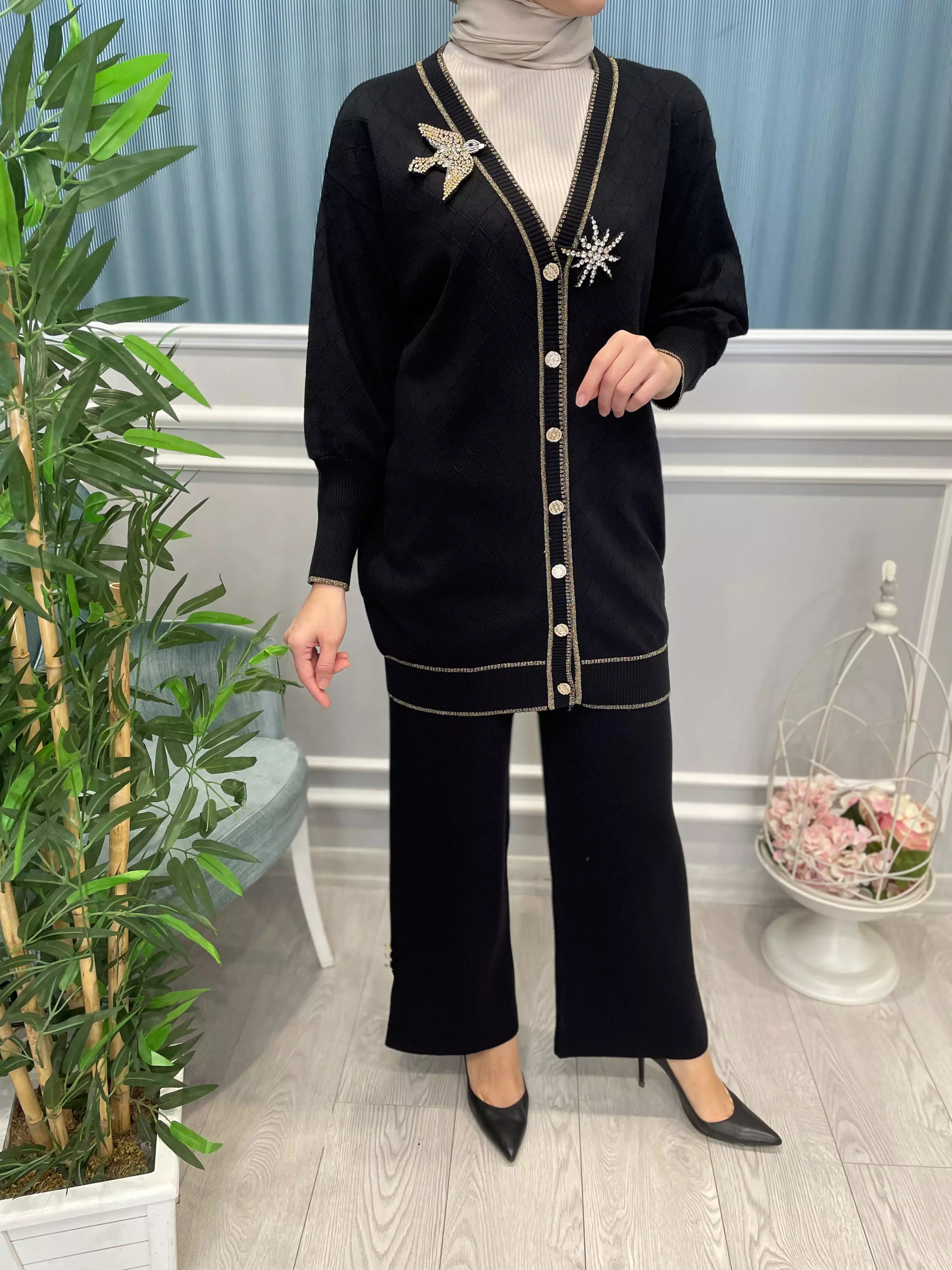 TRİKO%20YIRTMAÇLI%20DÜĞMELİ%20PANTOLON