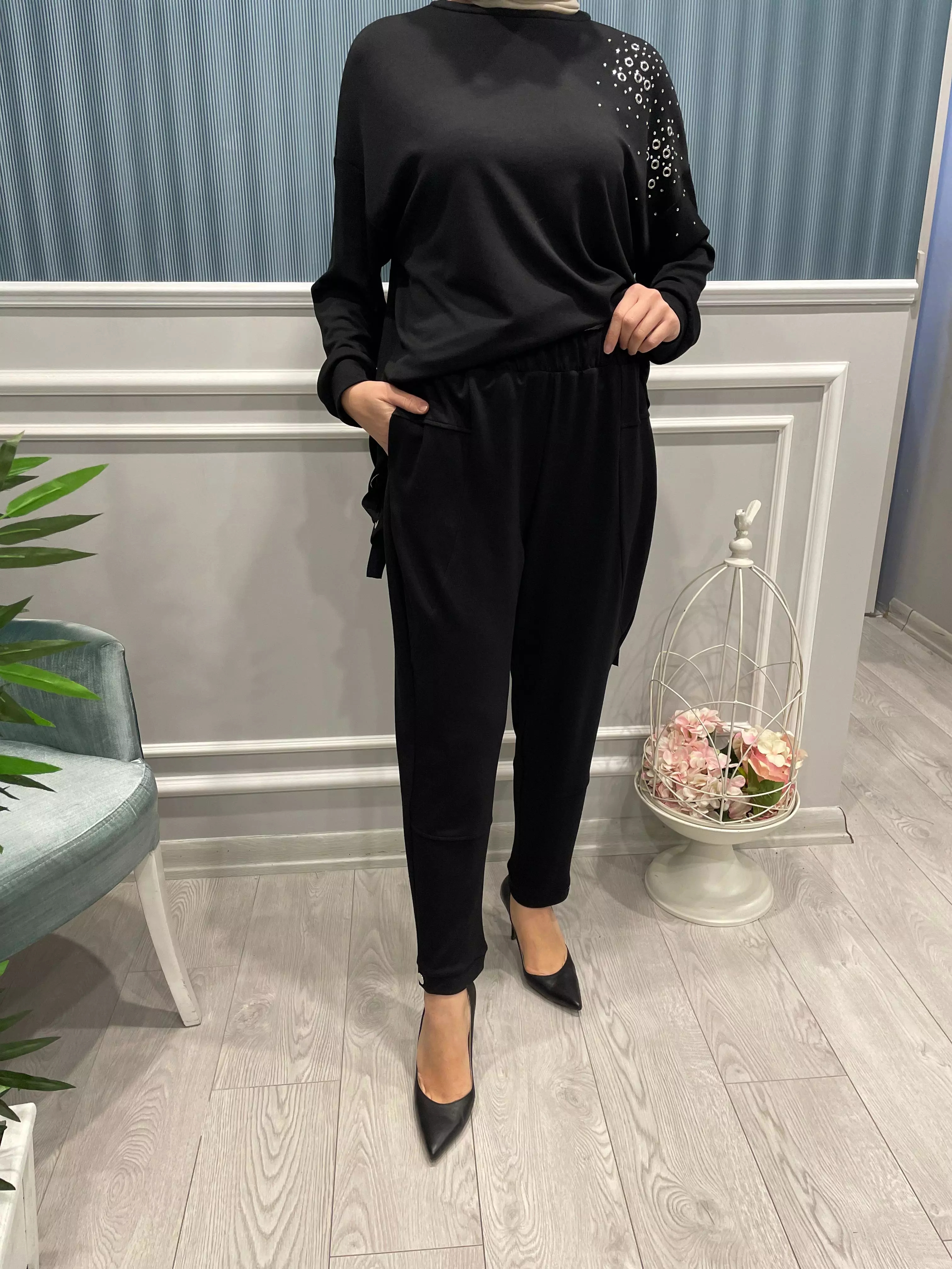 BELİ%20LASTİKLİ%20DÜZ%20PAÇA%20PANTOLON