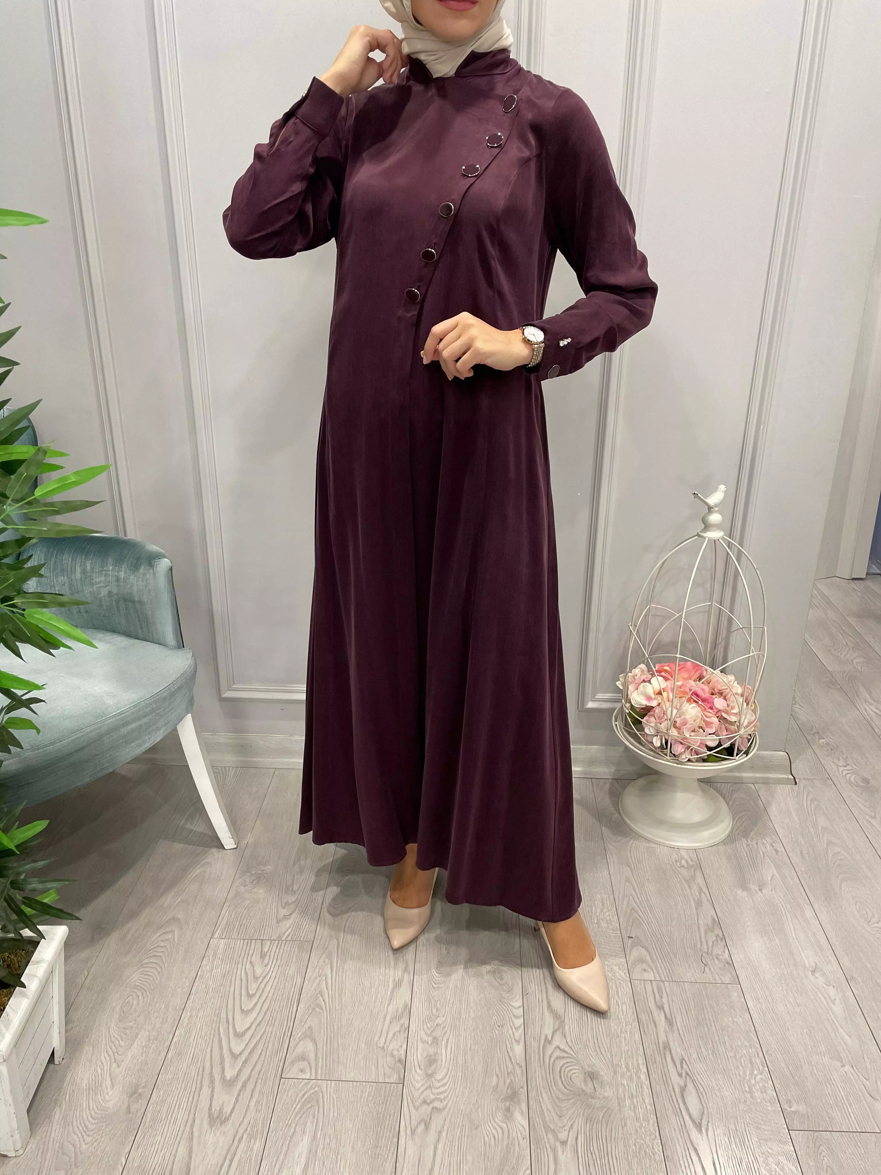 RENKLİ%20DÜĞMELİ%20SATEN%20ELBİSE