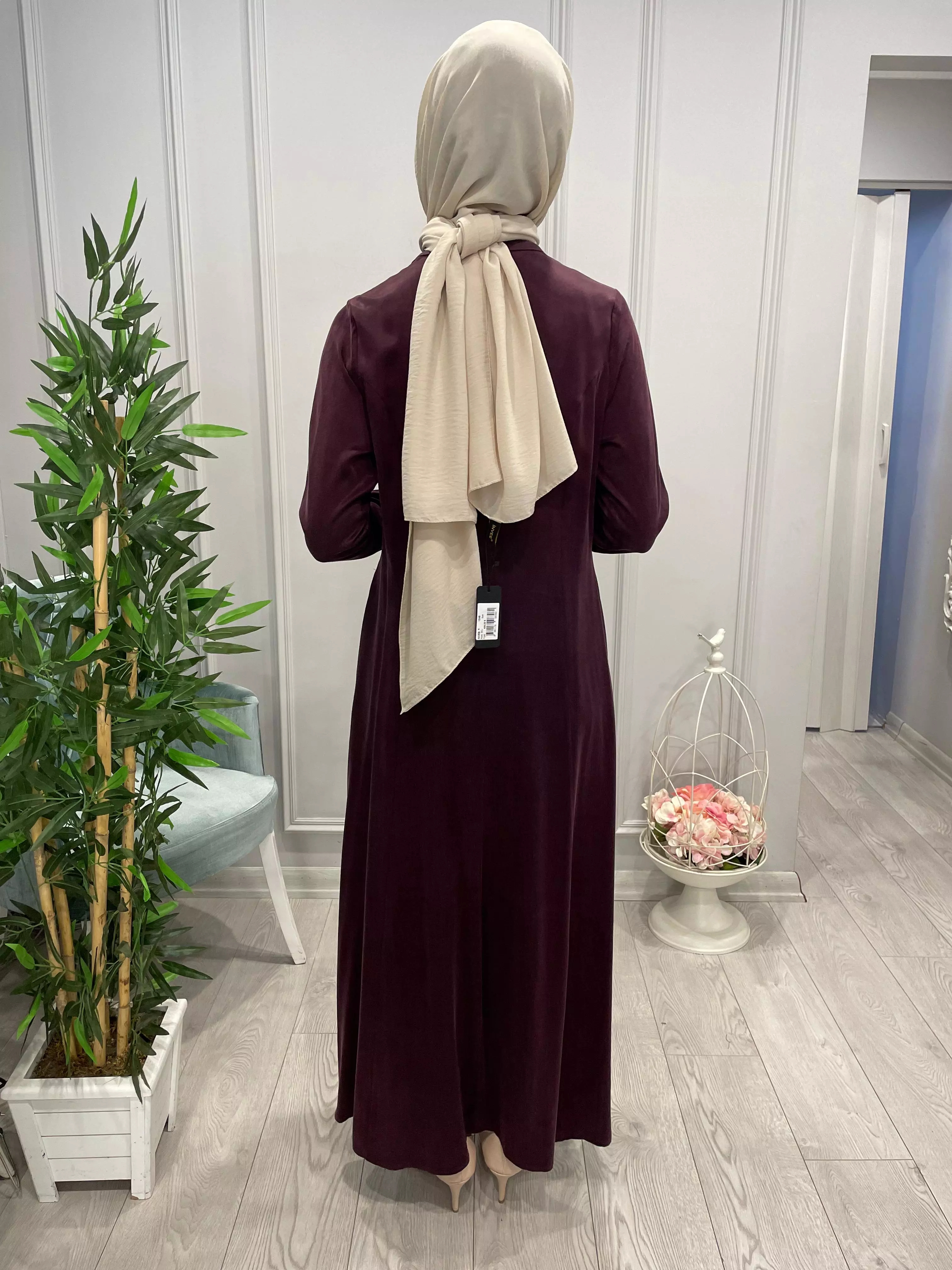 RENKLİ%20DÜĞMELİ%20SATEN%20ELBİSE