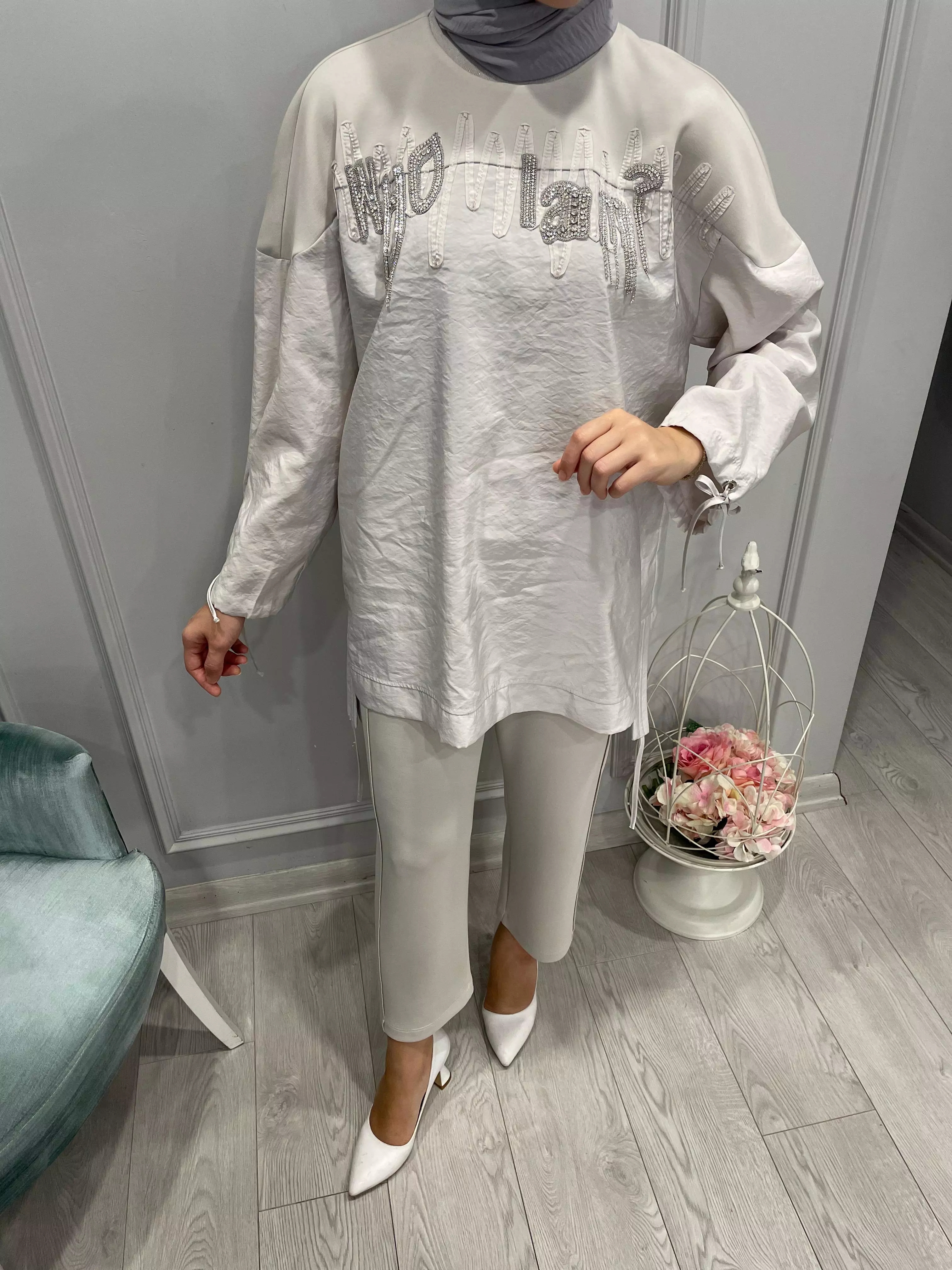 ÖNÜ%20TAŞLI%20PARAŞÜT%20KUMAŞ%20TAKIM