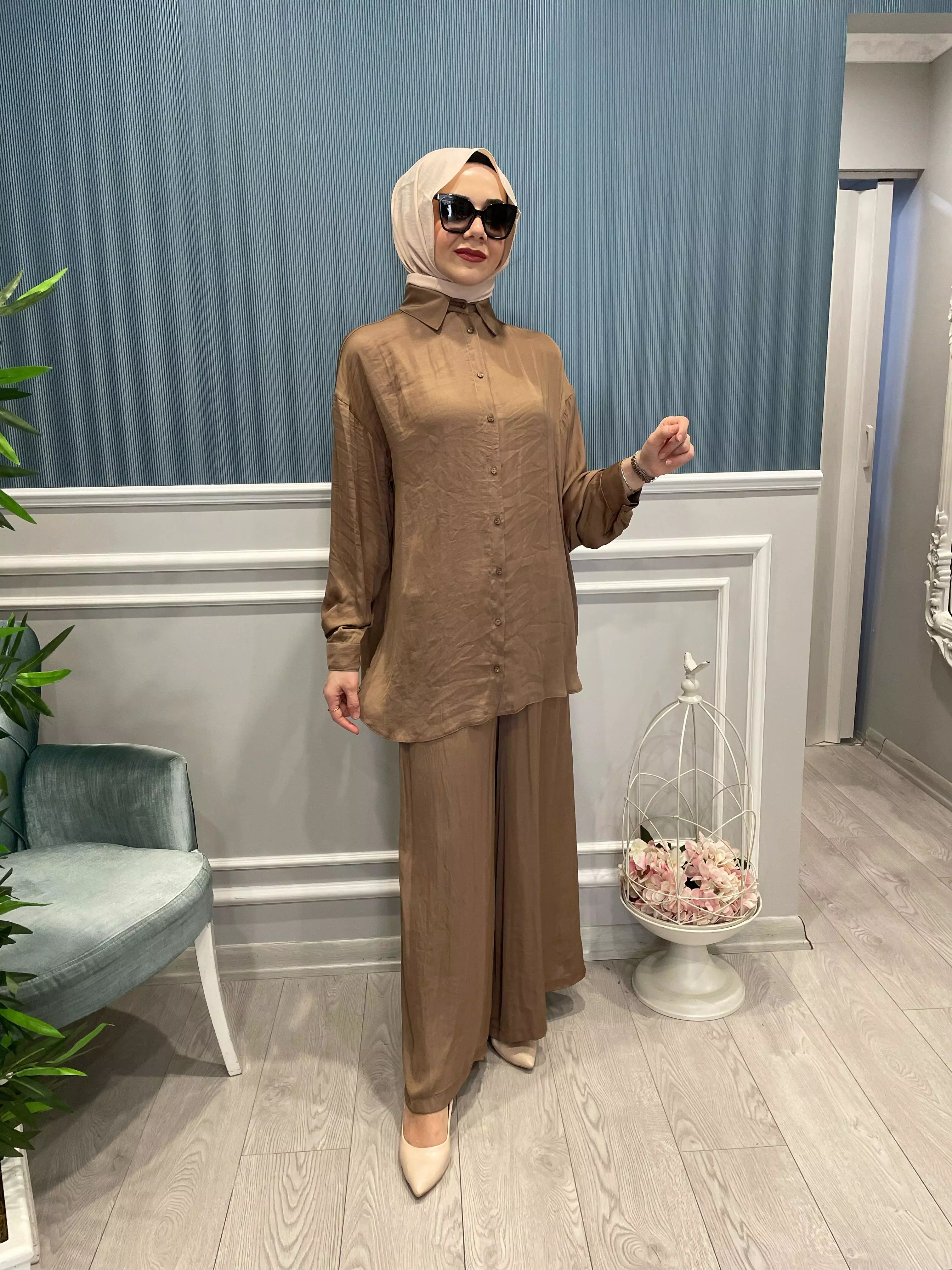 ÖNDEN%20DÜĞMELİ%20PANTOLON%20TUNİK%20TAKIM