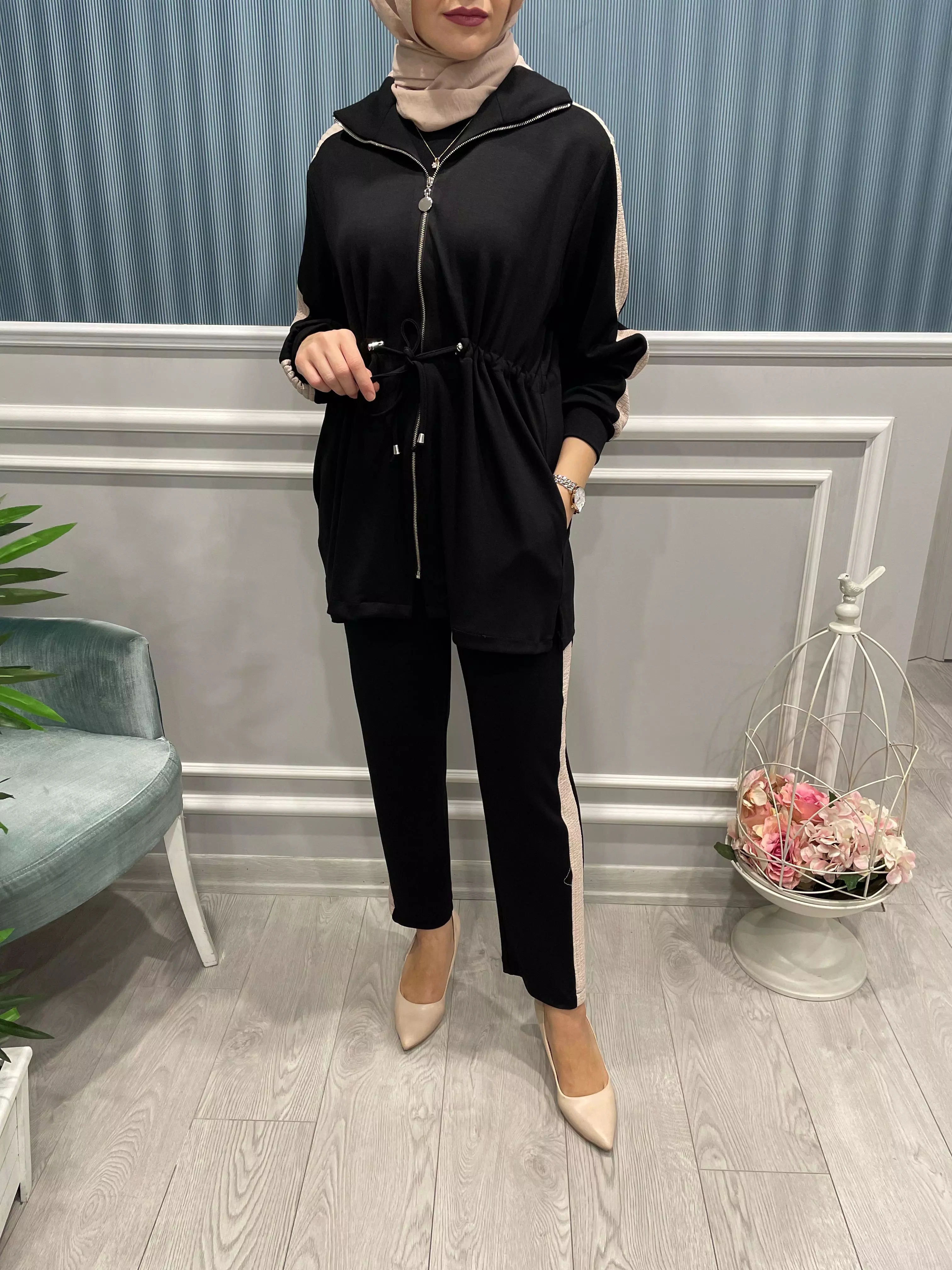 BELİ%20BÜZGÜLÜ%20ARKASI%20NAKIŞLI%20TAKIM