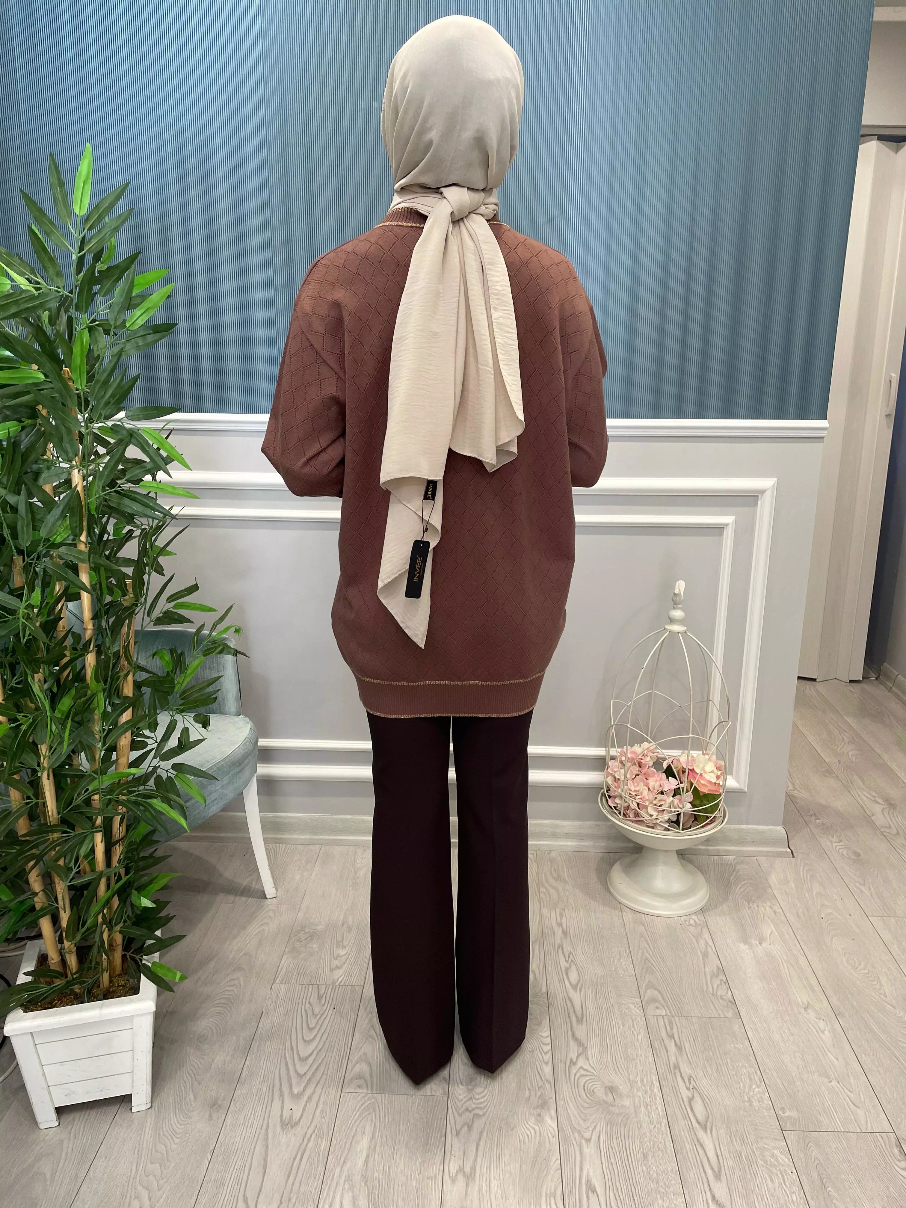 TAŞ%20İGNELİ%20TRİKO%20HIRKA