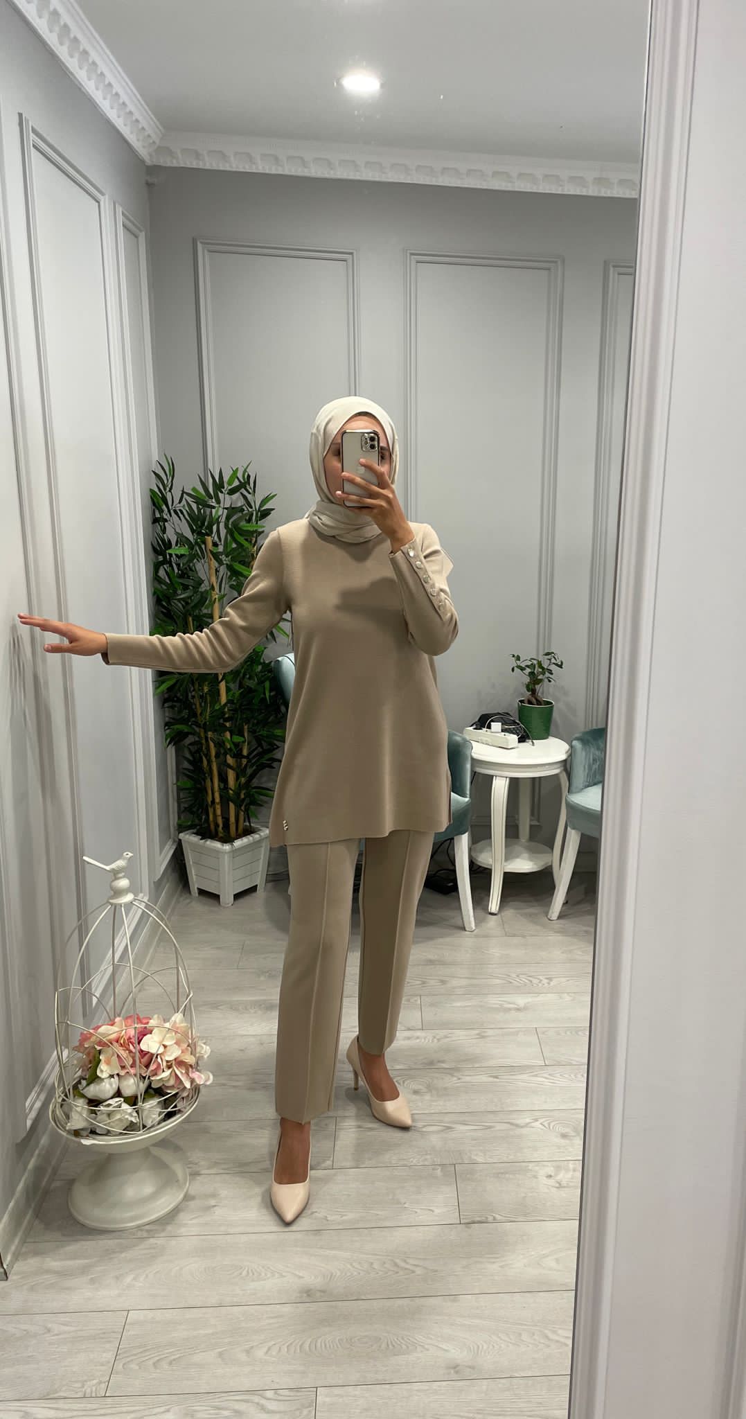 KOLU%20DÜĞMELİ%20CAMEL%20BLUZ