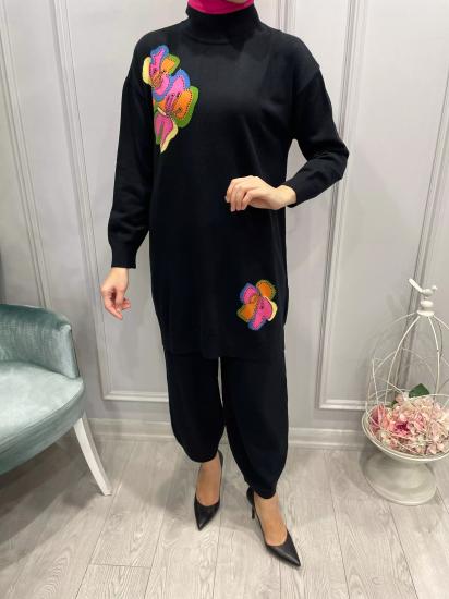 Önü Çiçek Motifli Triko Bluz -Vavel Butik